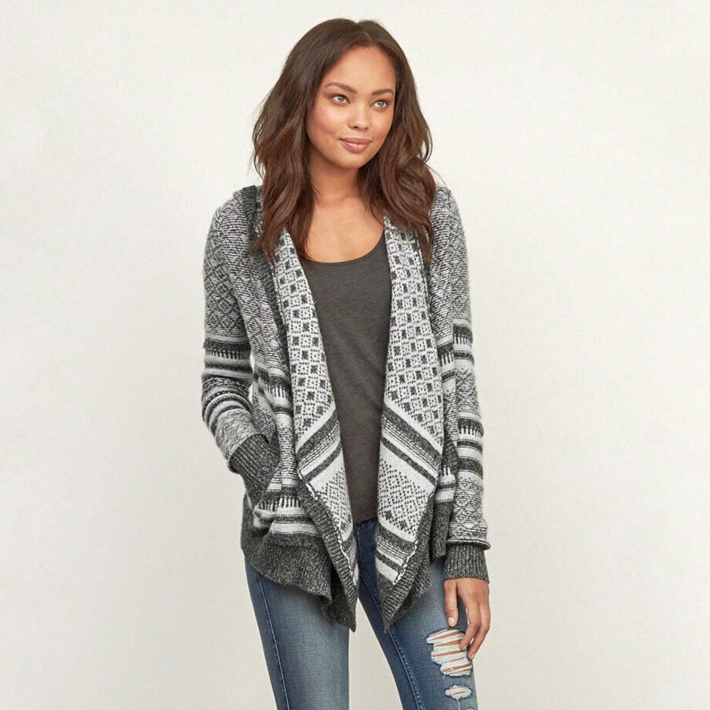 Abercrombie & Fitch Gray and White Hooded Cardigan Sweater